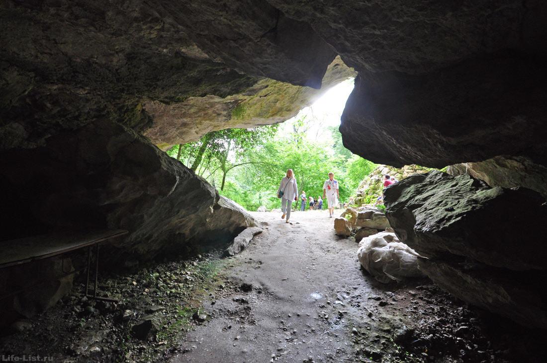 пещера у кельи Симона Кананита Абхазия