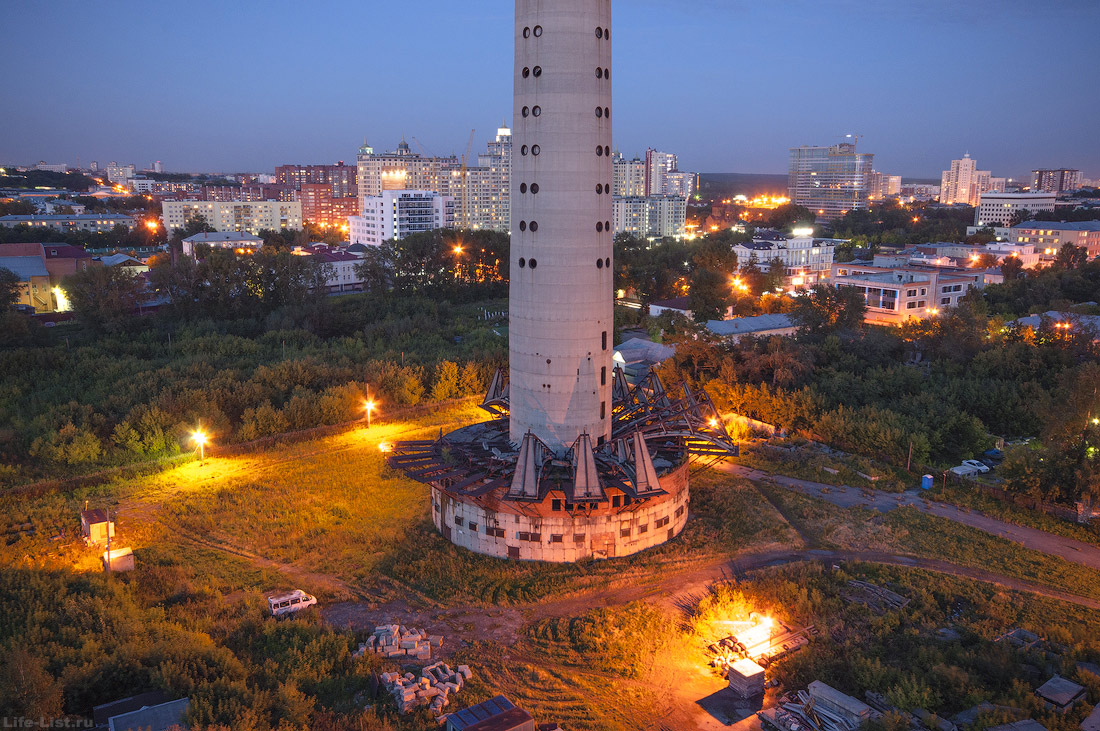 Территория вокруг заброшенной башни 2015г. Екатеринбург