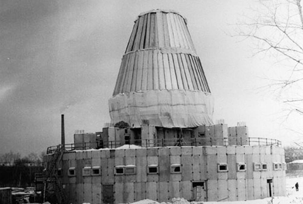 Старые фото стройки башни в Екатеринбурге
