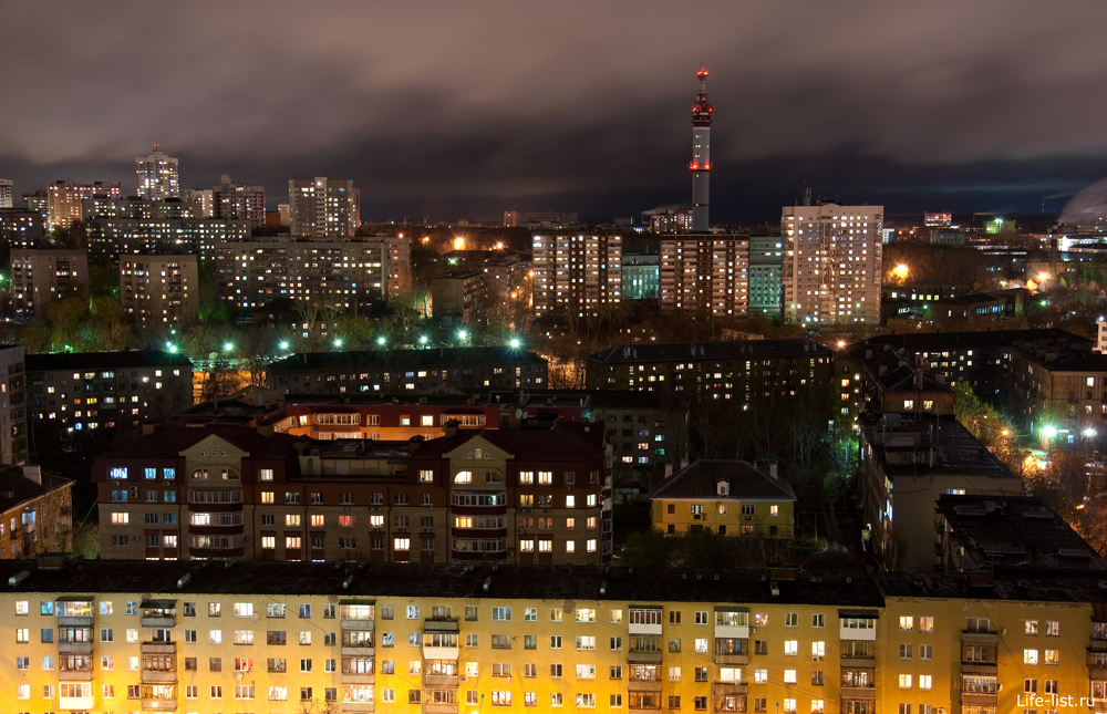Ночной Екатеринбург вид на пионерский поселок