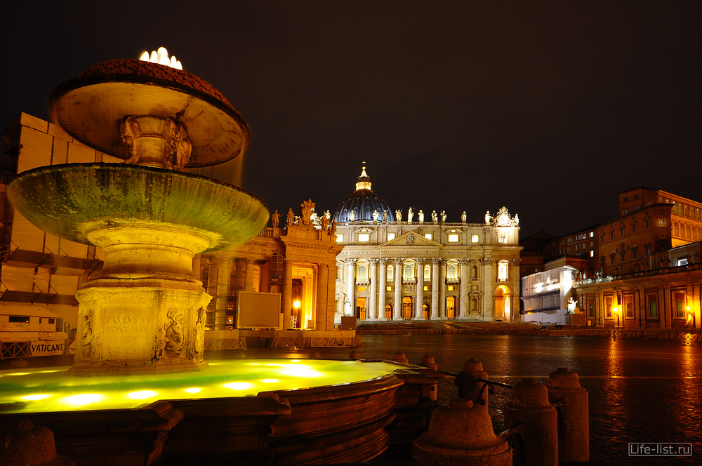 Площадь Ватикана и фонтан ночное фото Виталий Караван
