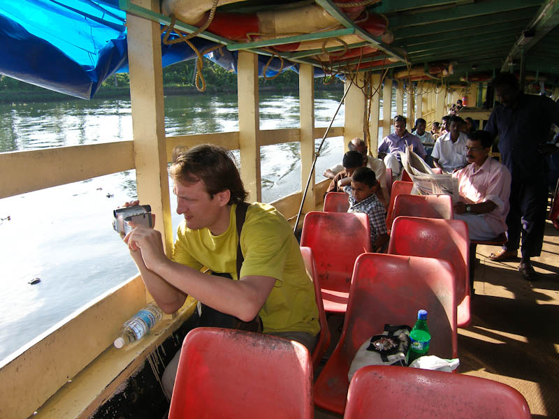 Водный автобус в Индии