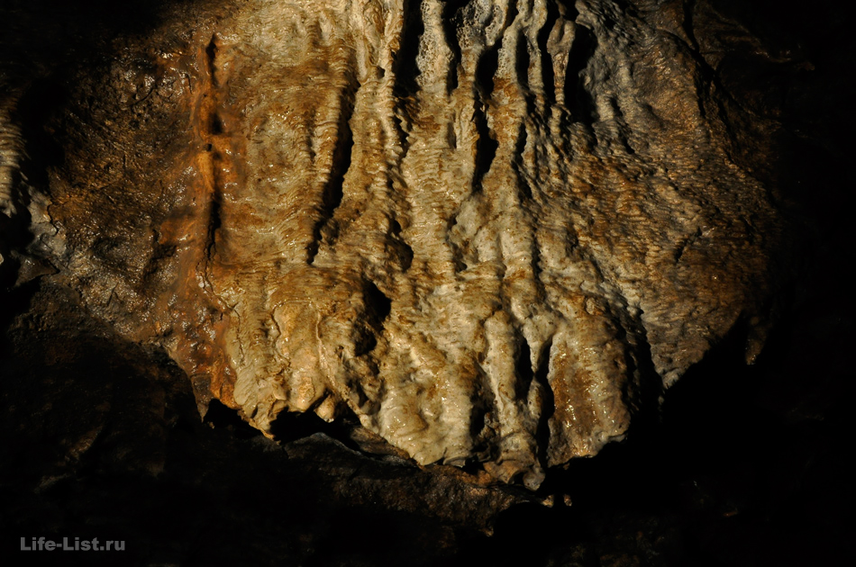 Катниковская пещера известняковые налеты