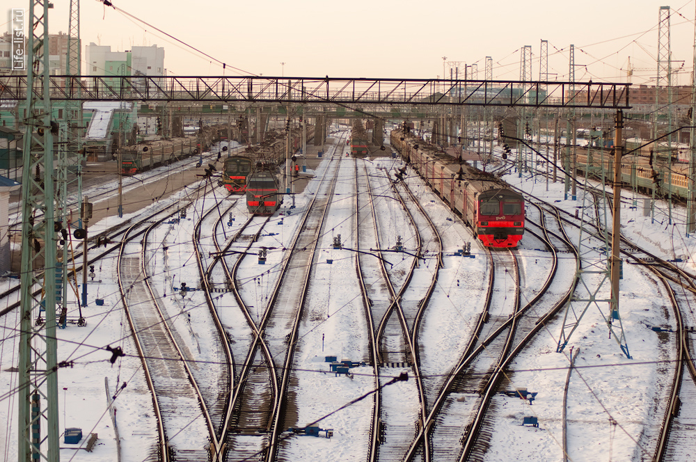 железная дорога вокзал в Новосибирске фотография Виталия Каравана