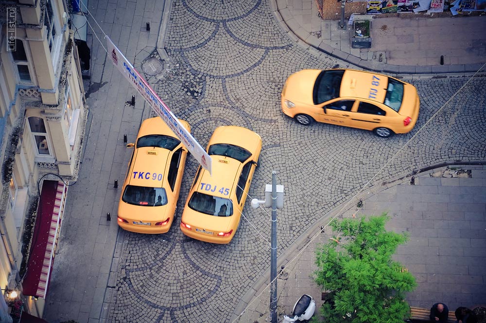 такси в Стамбуле с башни 